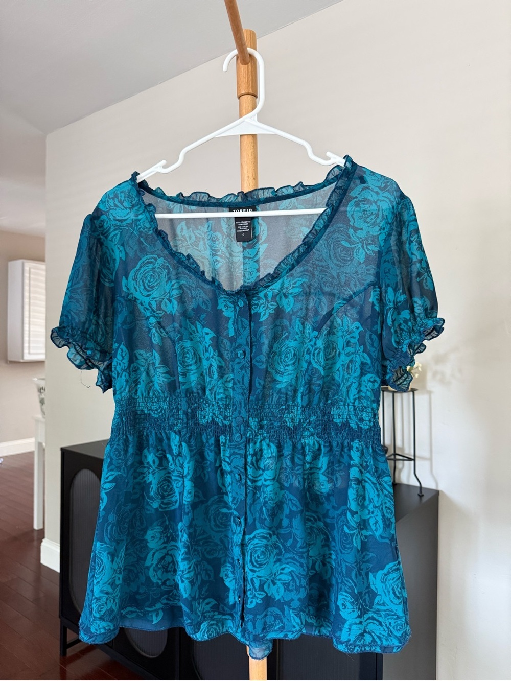 Torrid Aqua Blue Floral Sheer Short Puff Sleeve Blouse Size Large